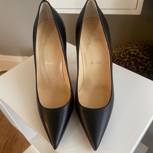 Christian Louboutin So Kate Pointed Toe Pump - Picture 2 of 9